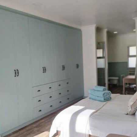 Beautiful Cottage Fantastic Beach Oyster Bay Exterior photo